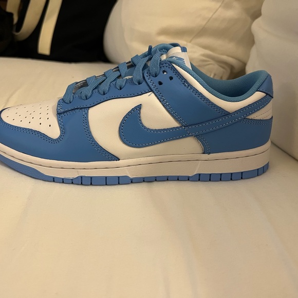 University blue Nike dunks - Picture 7 of 16